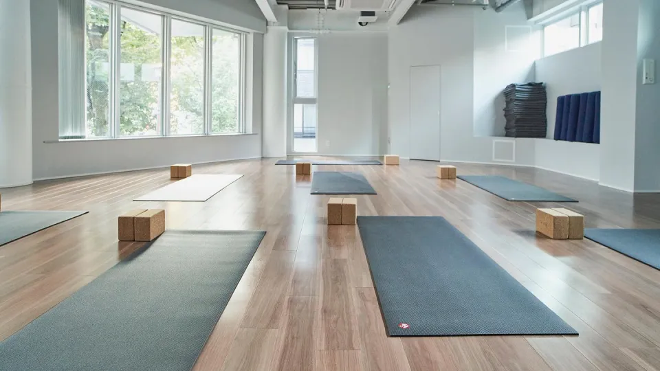 Mint Mat Yoga Studio banner