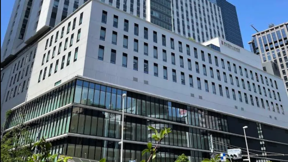 Tokyo Medical University Hospital banner