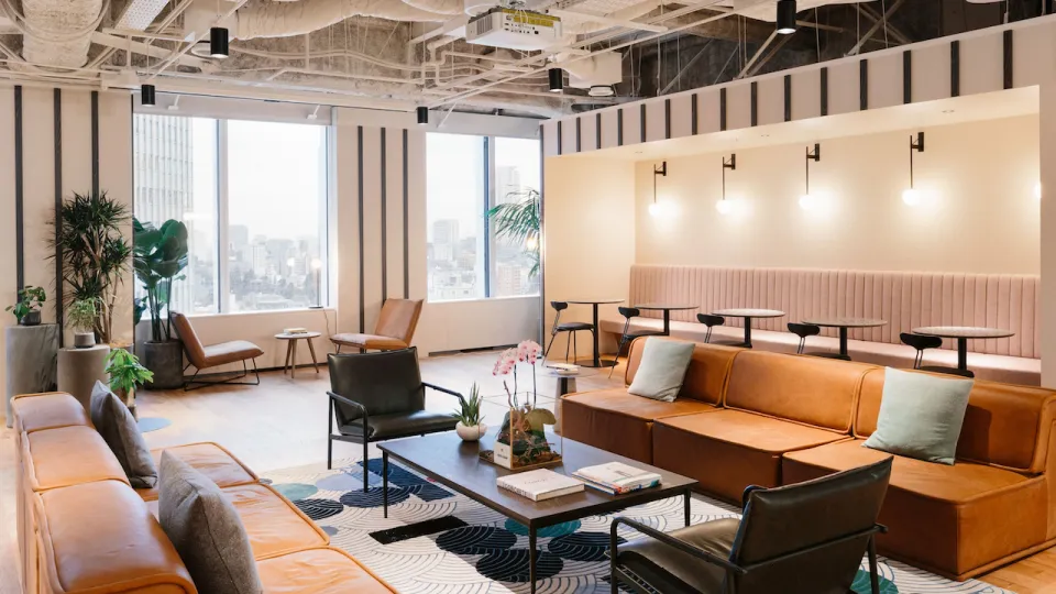 WeWork Hibiya Park Front banner